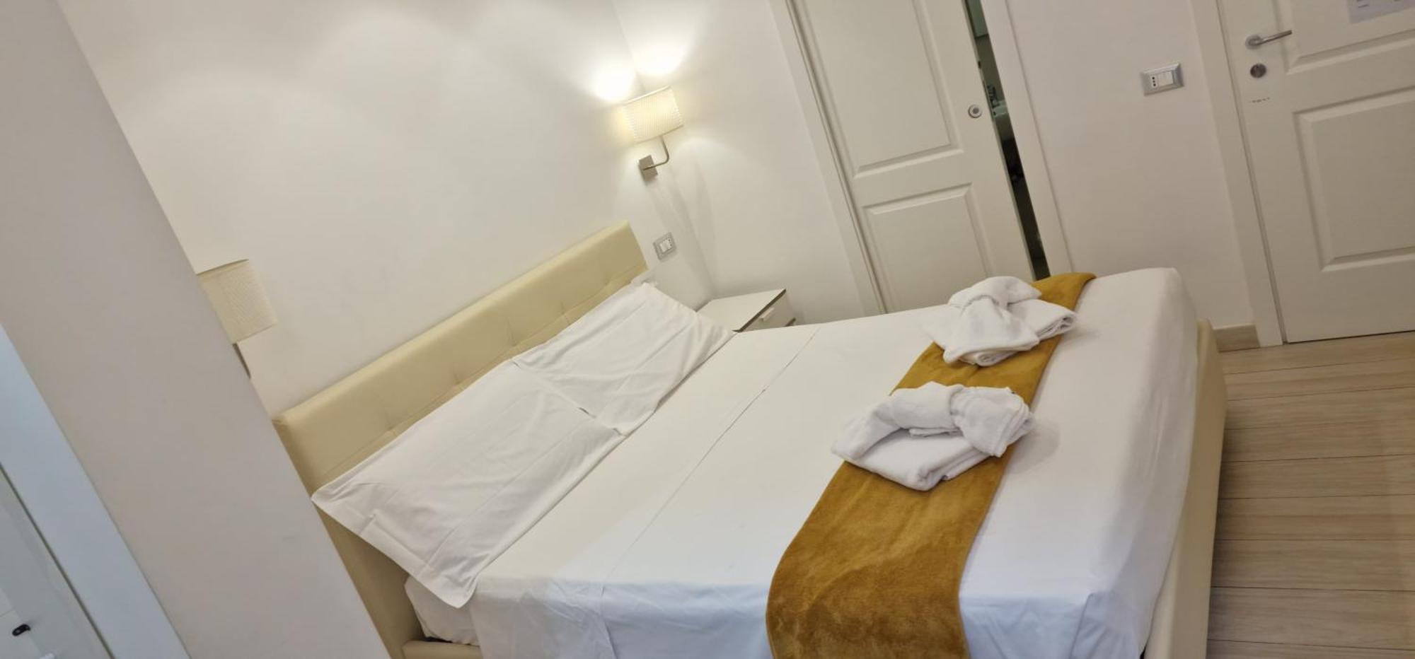 Mr. Charlie Brown Hotel Róma Kültér fotó