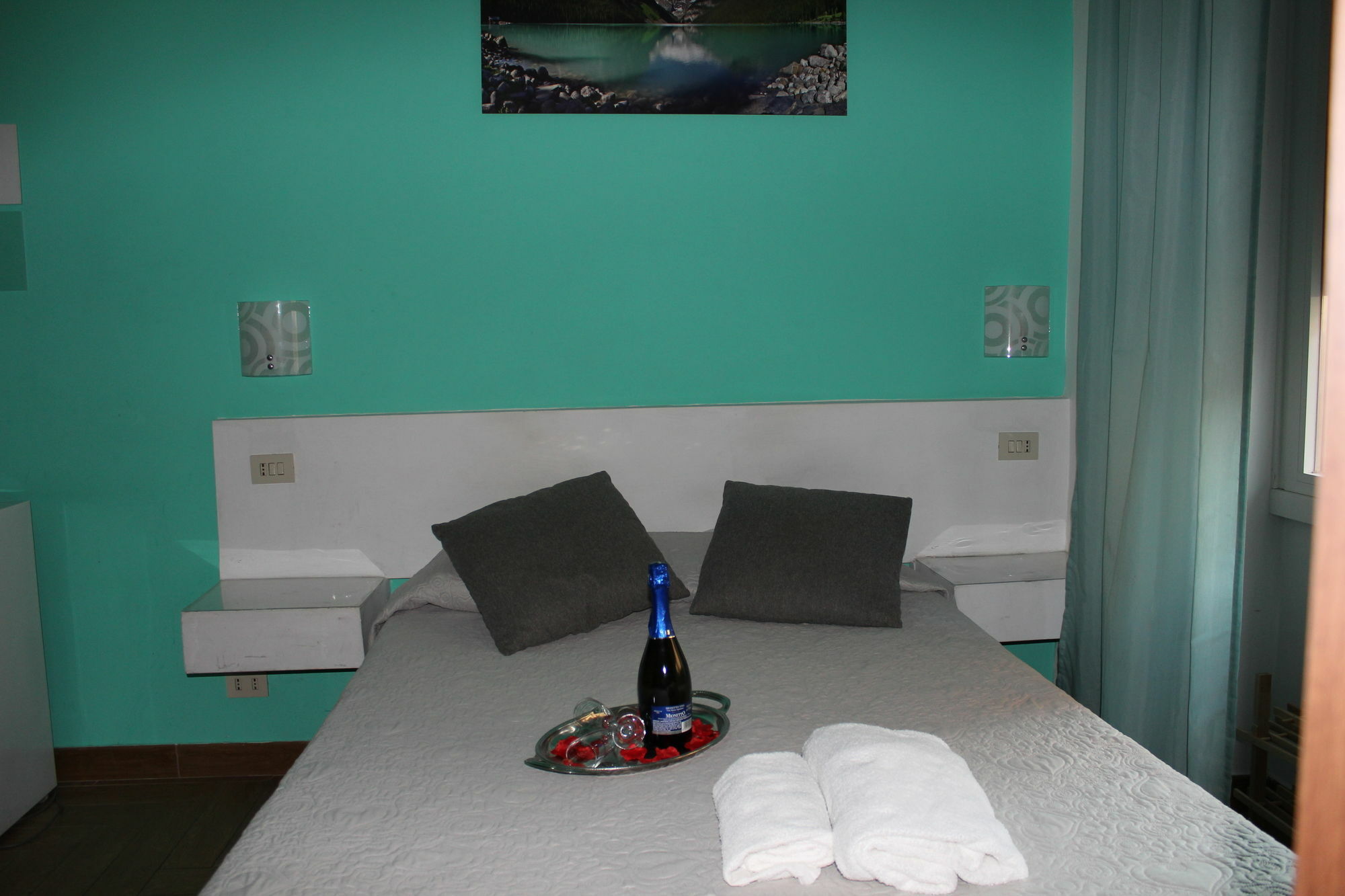 Mr. Charlie Brown Hotel Róma Kültér fotó